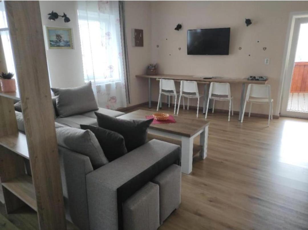 Bellaciaoapartment Апартаменты *